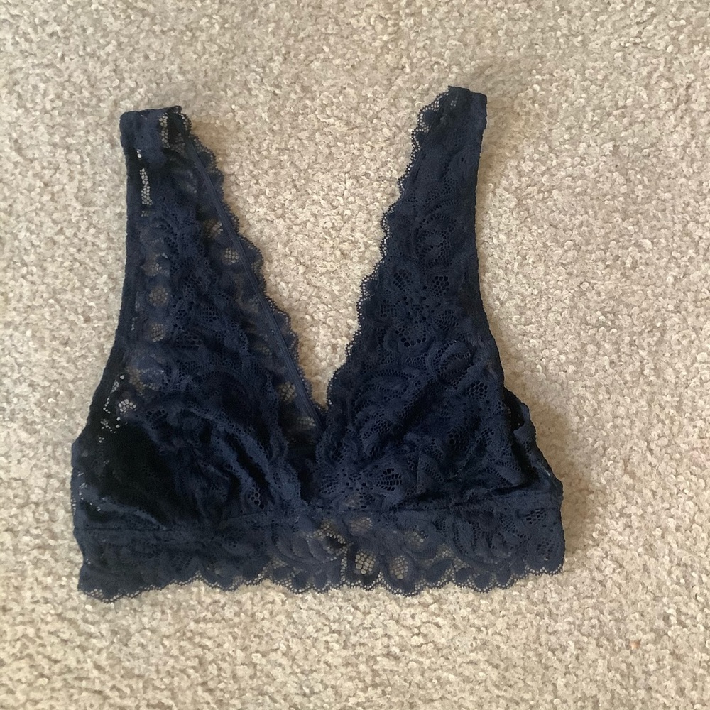 Aerie Black Lace Bralette - Picture 2 of 2